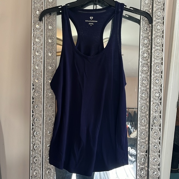 🌸BUNDLE🌸 Women’s Workout Tanks - Picture 2 of 10